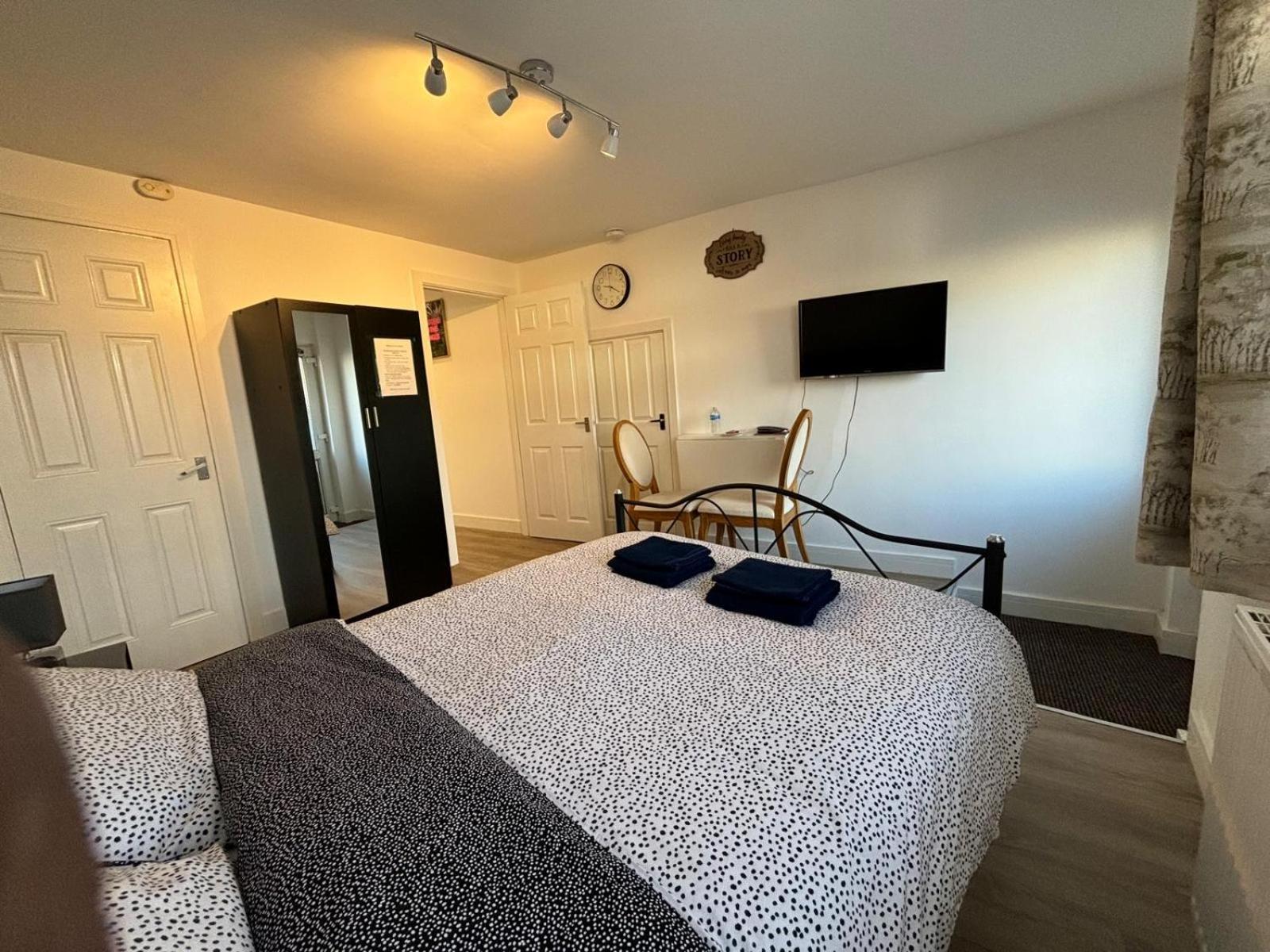 Modern & Cozy Gem - 10Min To City Center - Parking York Dış mekan fotoğraf